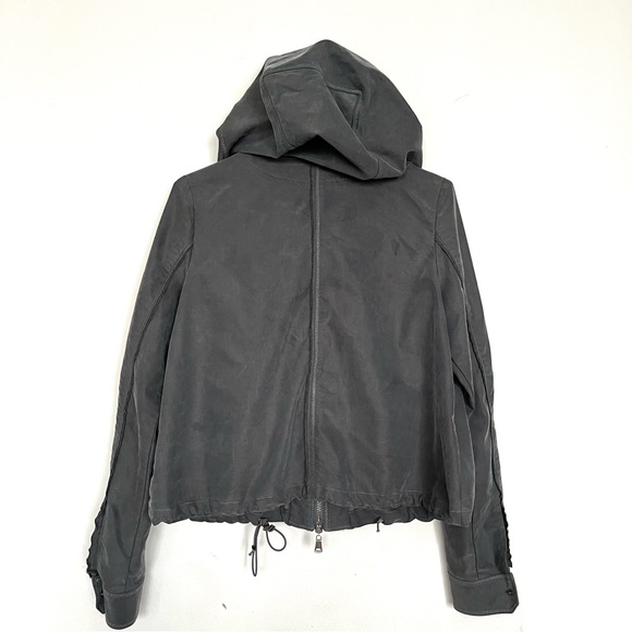 Unique spring jacket - Picture 5 of 15